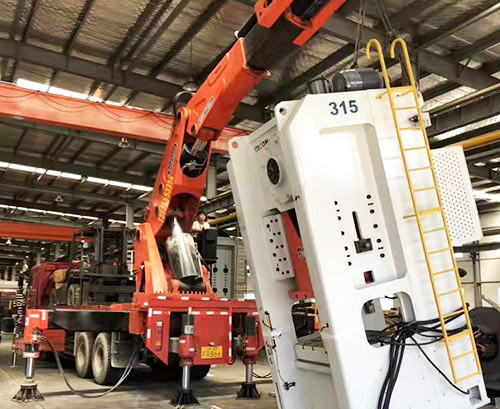 三明三元提升工作效率，选择优质折臂吊租赁服务