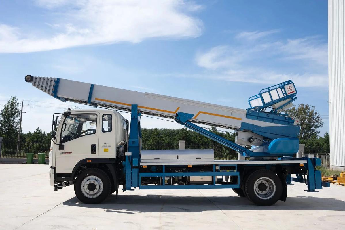 三明三元云梯上料车租赁费用