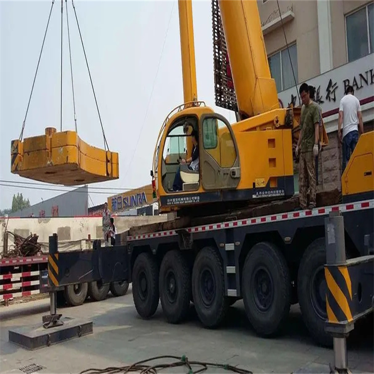 三明三元当地吊车出租|机器吊装|75吨|工厂搬迁服务